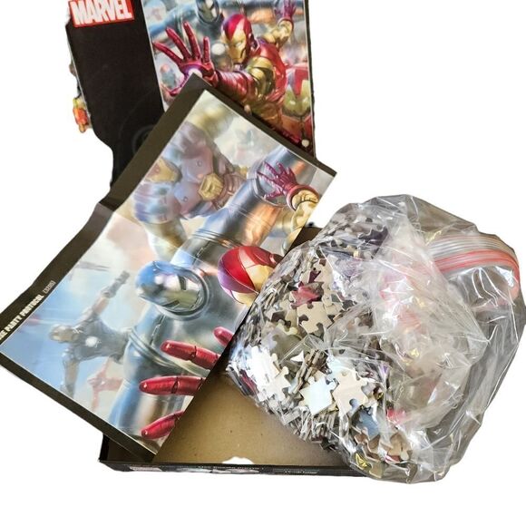 Puzzles Bundle of 2 Marvel and Pixar - Picture 7 of 8